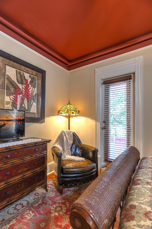  | Cedar House Inn