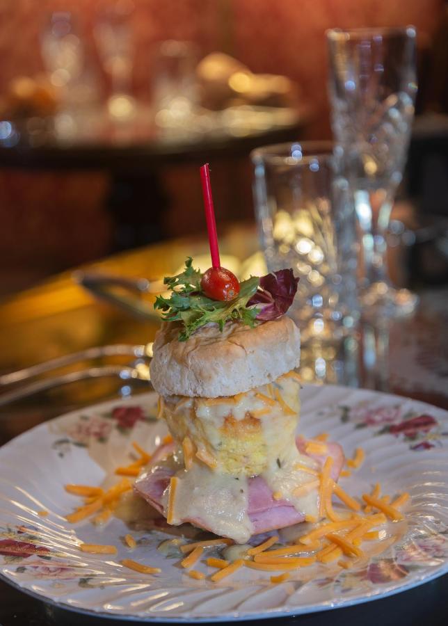  | Cedar House Inn
