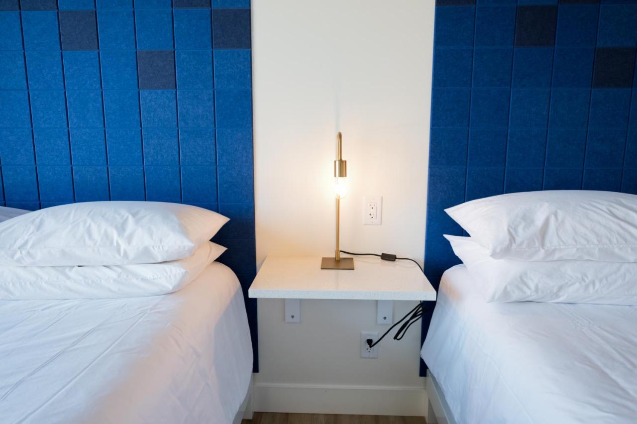 Superior Queen Room at Skyview Hotel