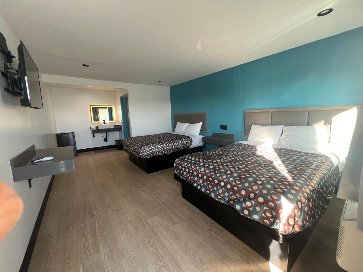 | Palm Inn Motel