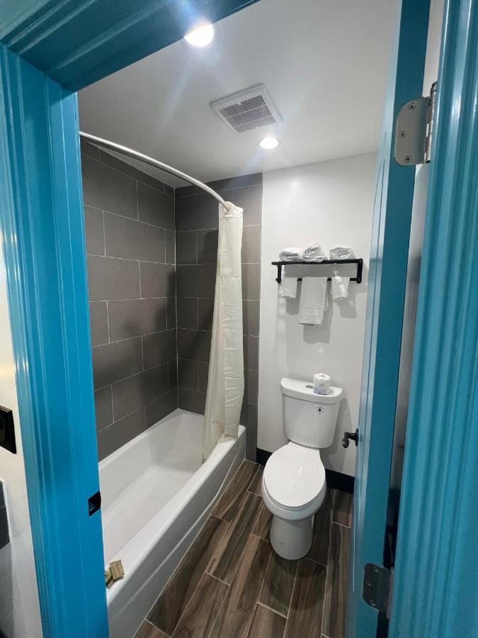 | Palm Inn Motel