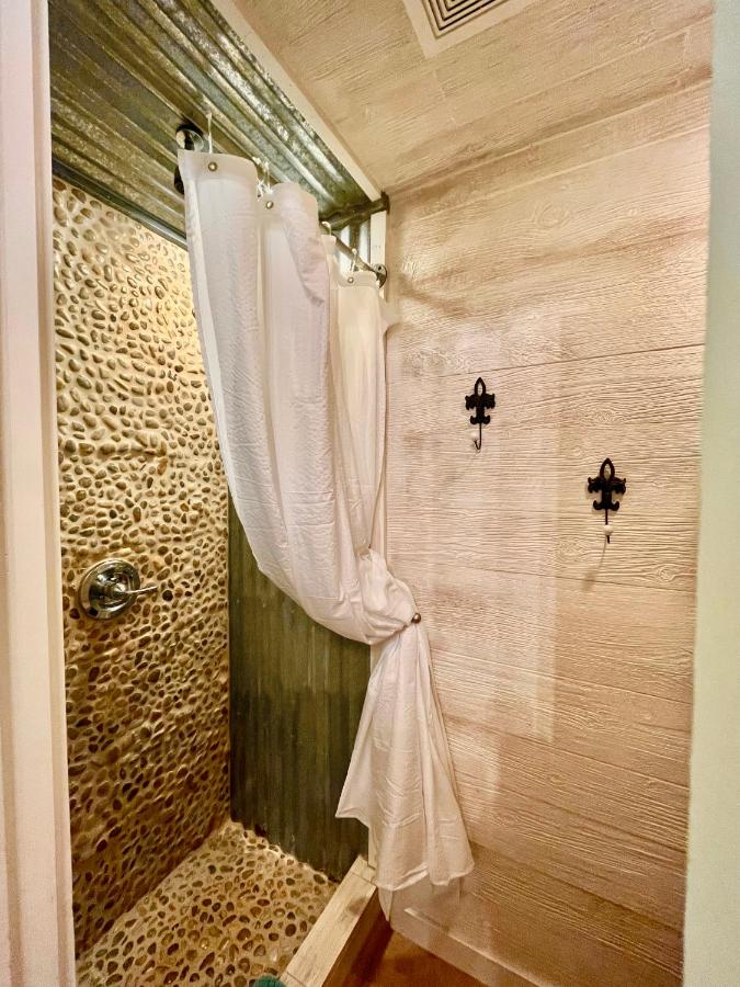 One-Bedroom Cottage at The Alexander at Creek Road