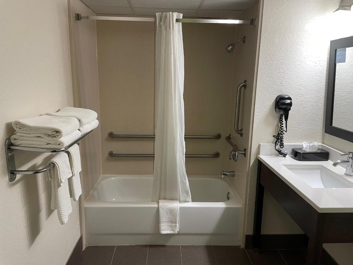 King Room - Accessible/Non-Smoking at Sleep Inn & Suites near Sports World Blvd