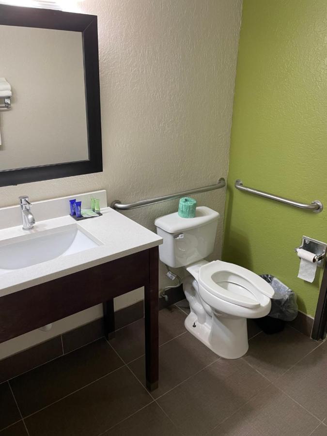 King Room - Accessible/Non-Smoking at Sleep Inn & Suites near Sports World Blvd