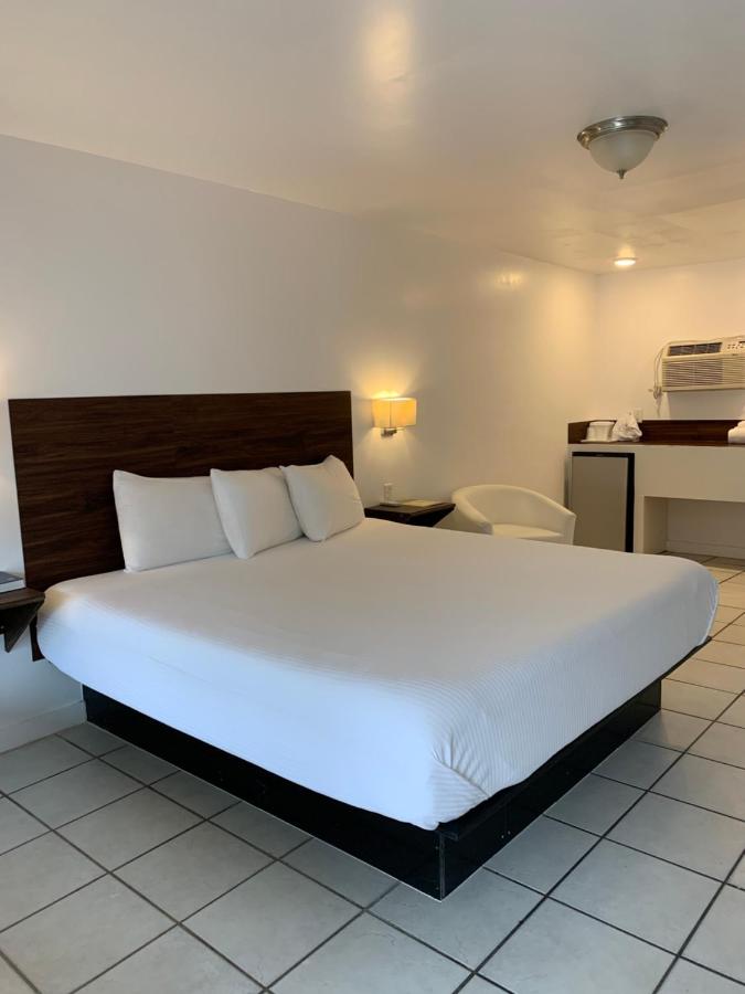  | Banana Peel Resort