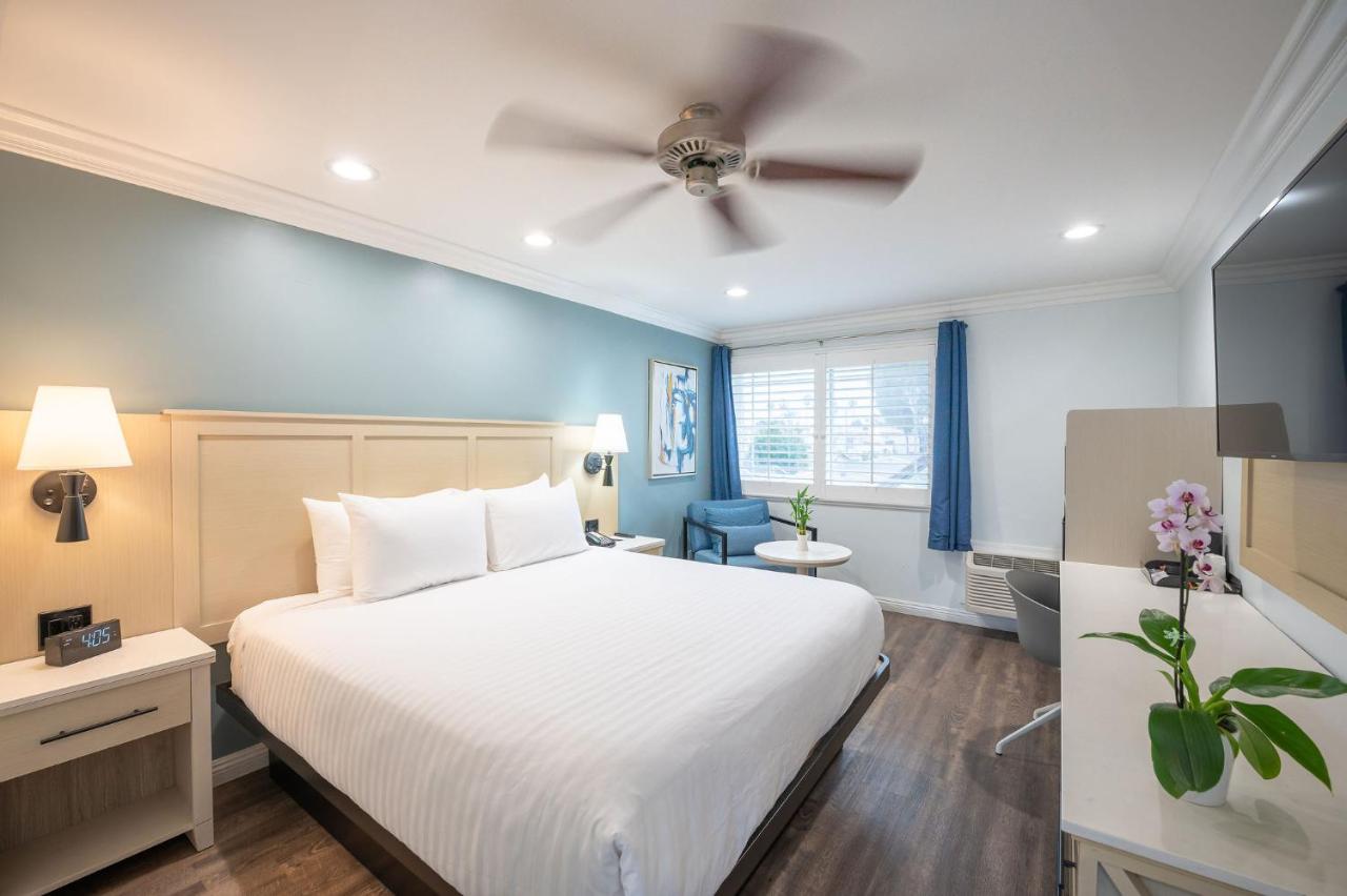 King Room - Non-Smoking at Ramada Limited Redondo Beach