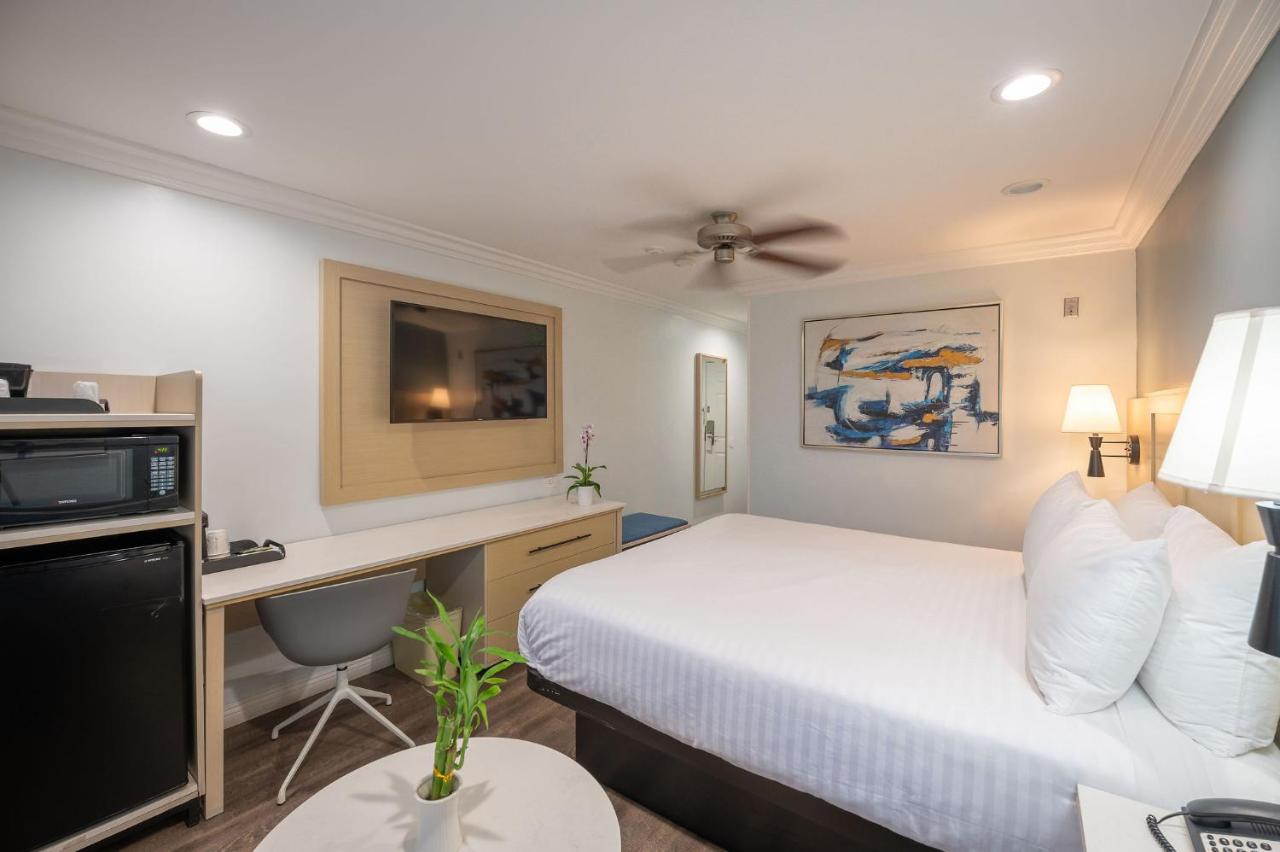 King Room - Non-Smoking at Ramada Limited Redondo Beach