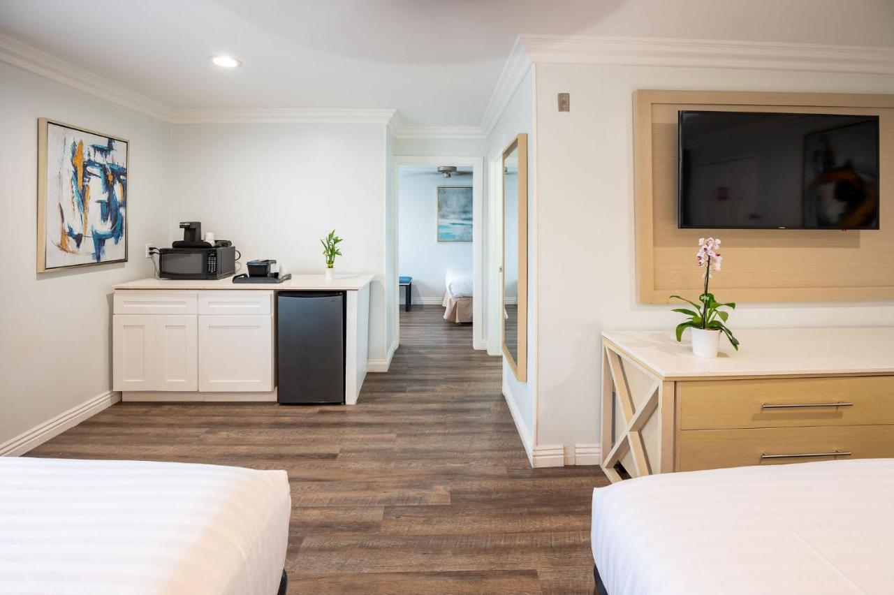 Two Bedroom Suite Non Smoking at Ramada Limited Redondo Beach