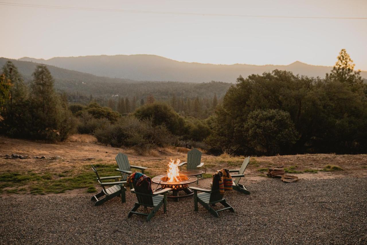| Yosemite Charm by Casa Oso with spa and breathtaking views
