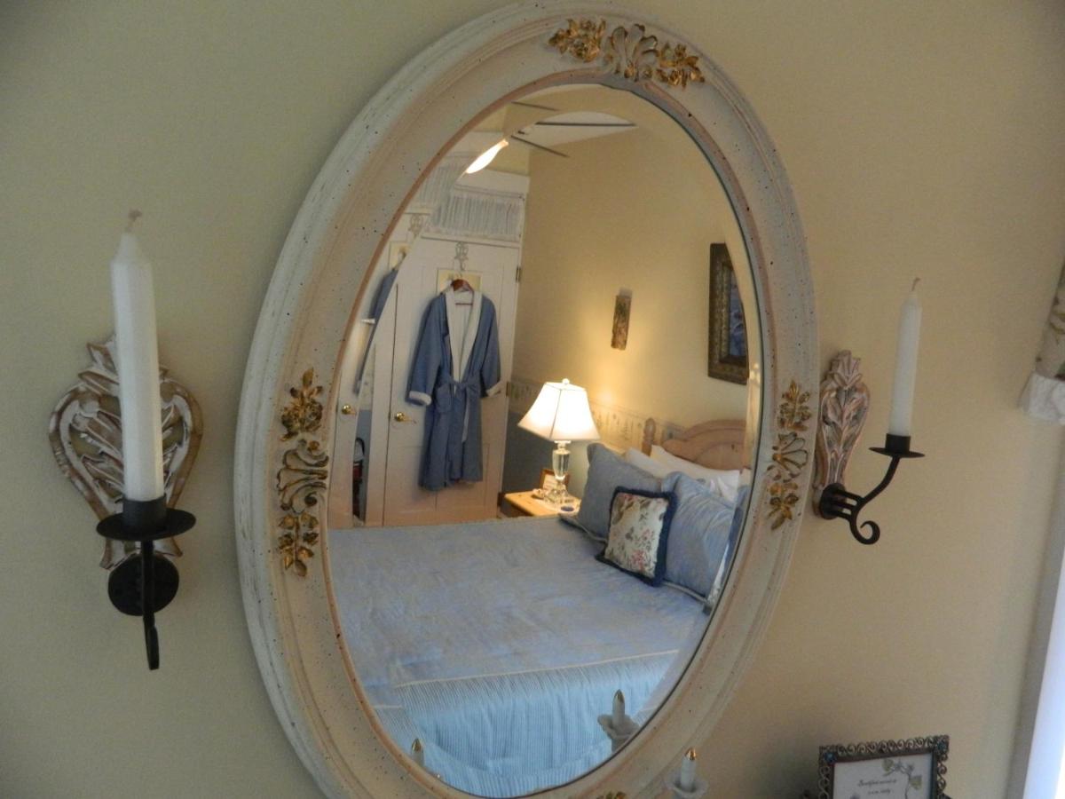 | EJ Bowman House Bed & Breakfast