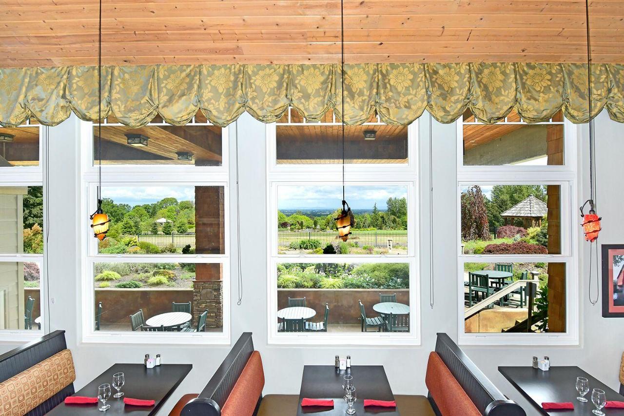 | Oregon Garden Resort