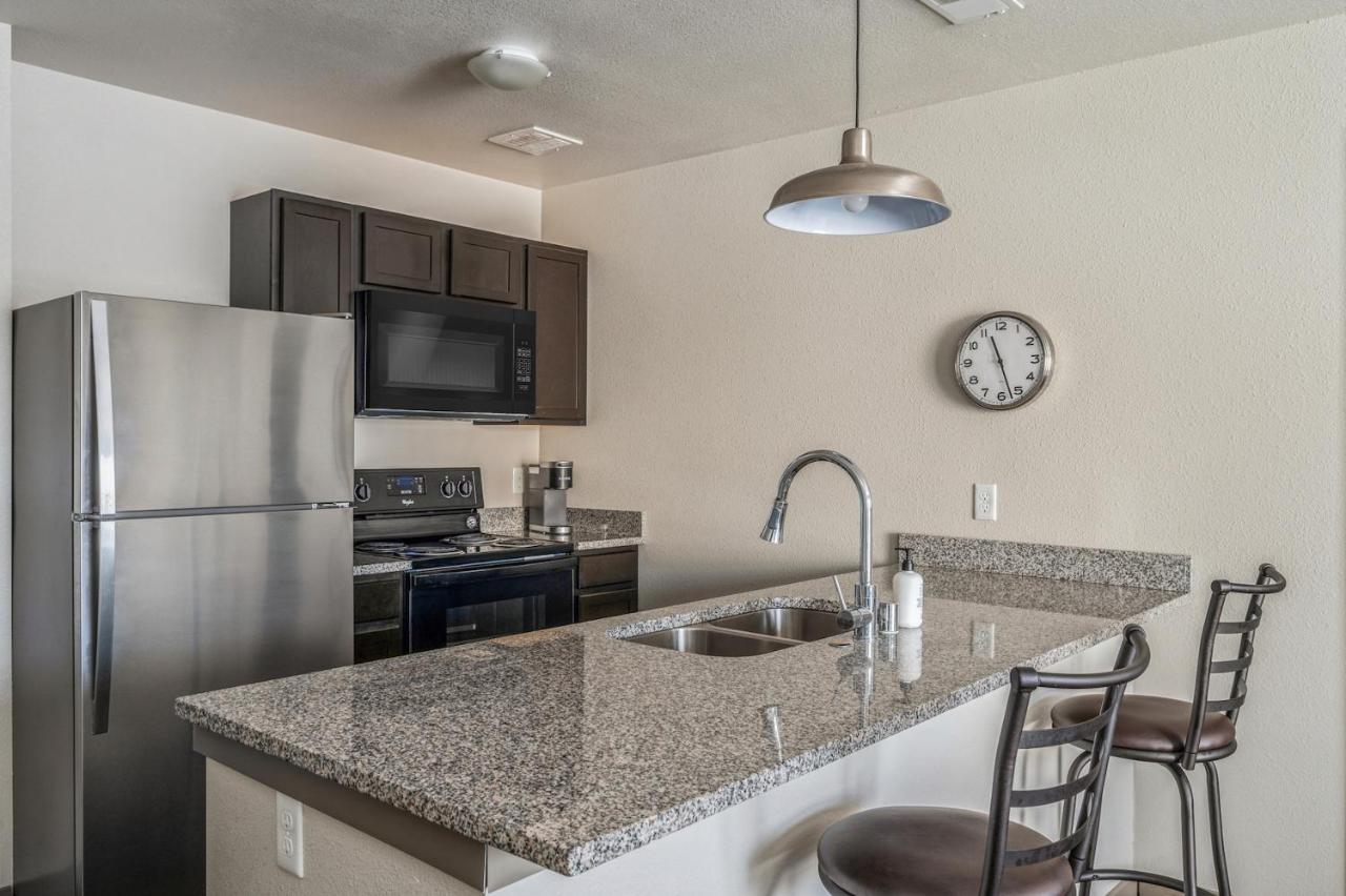 Two-Bedroom Apartment (Self Check-in with Virtual Front Desk) at Kasa University Avenue Minneapolis