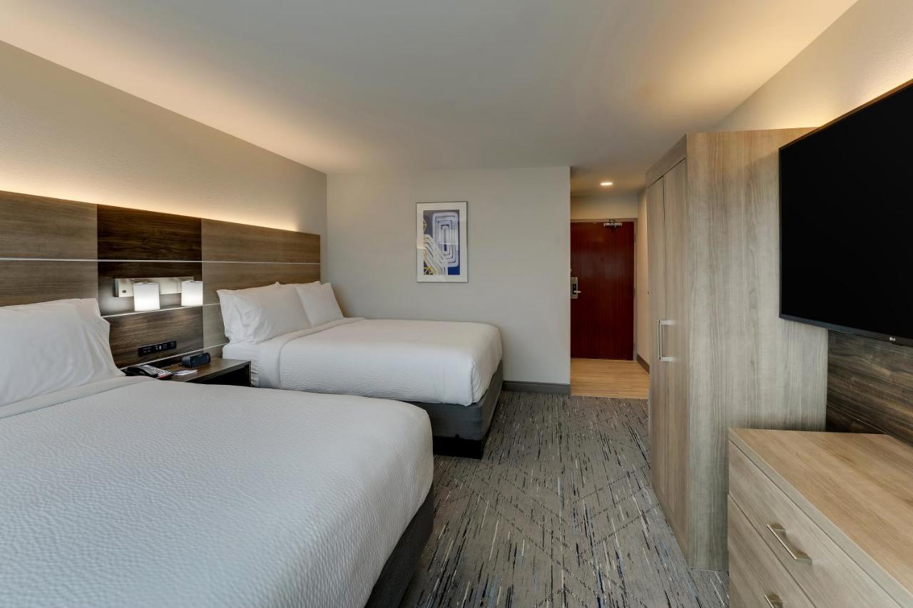 Queen Room with Two Queen Beds - Non-Smoking at Holiday Inn Express Kenner - New Orleans Airport by IHG