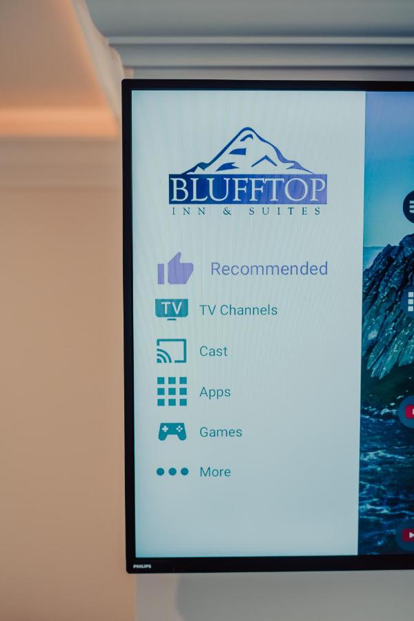 | Blufftop Inn & Suites - Wharf/Restaurant District