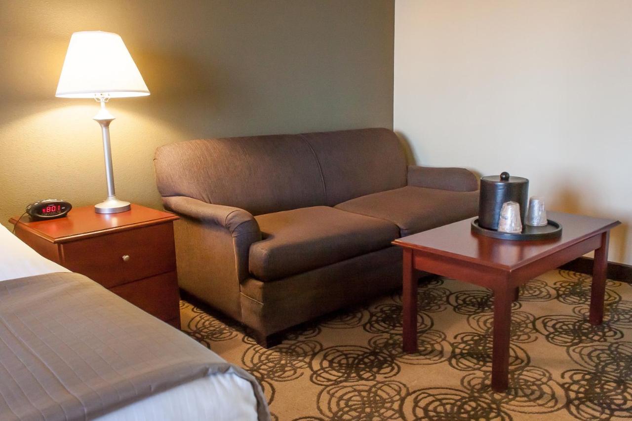King Suite - Non-Smoking at Best Western Elko Inn