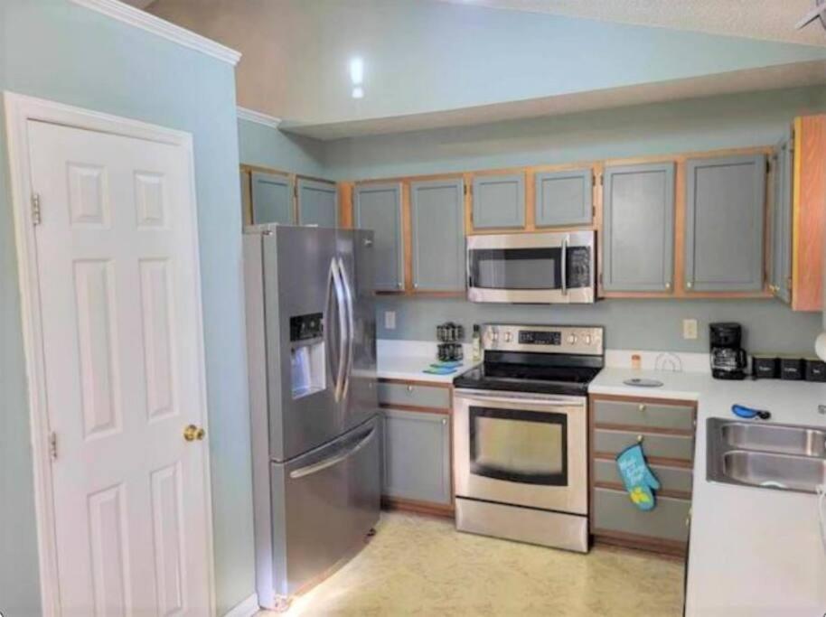 | Cute cottage*Minutes from Uptown