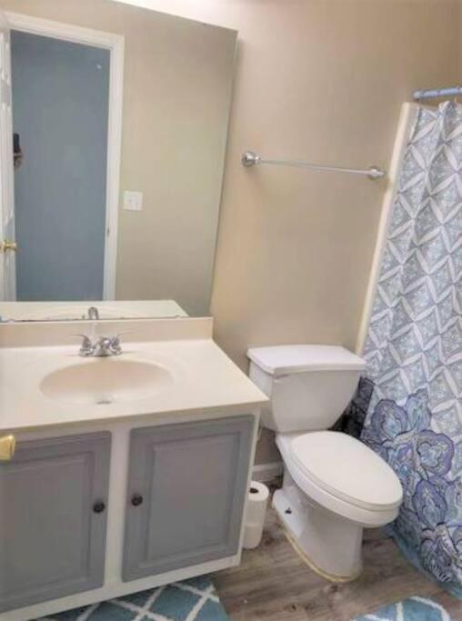 | Cute cottage*Minutes from Uptown