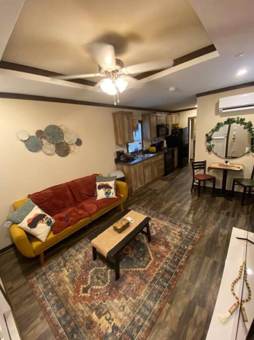| African Safari Tiny House @ Lake Bastrop