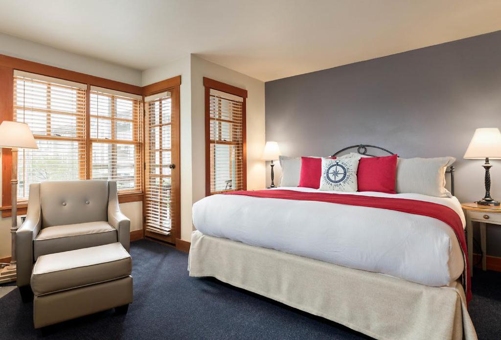 | La Conner Channel Lodge