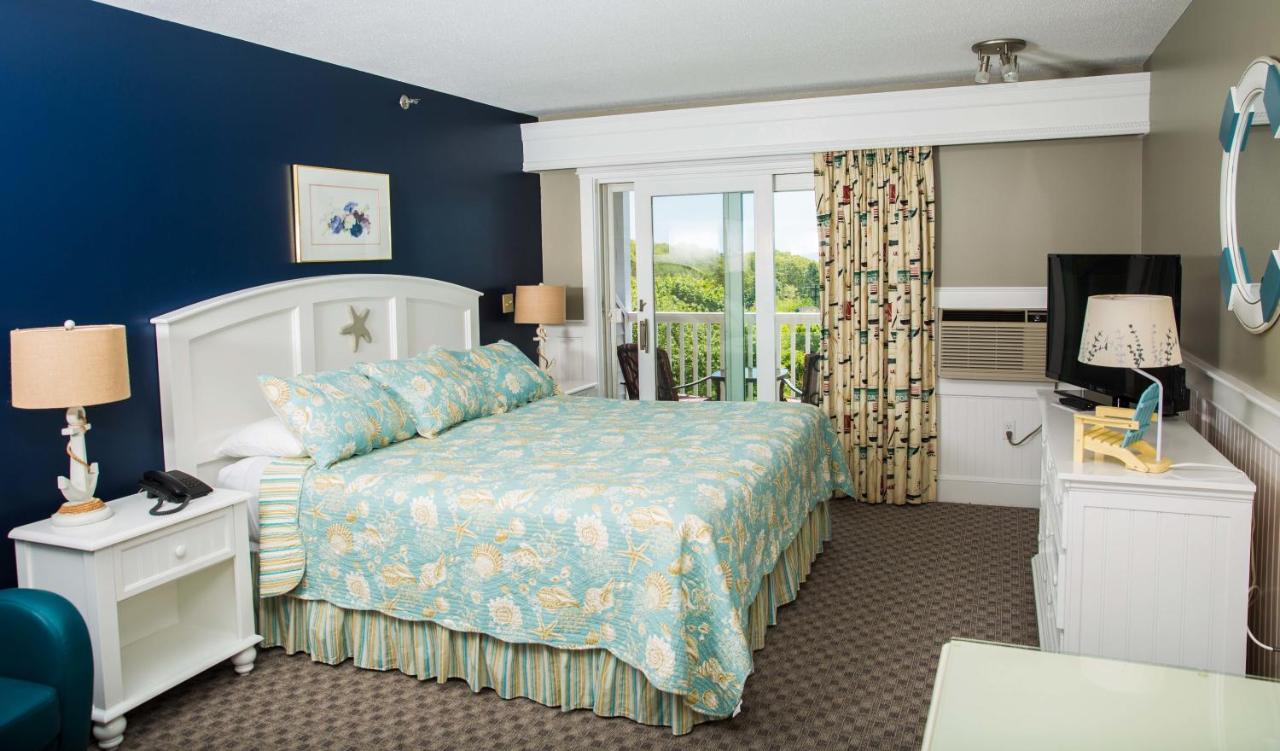 | Strawberry Hill Seaside Inn
