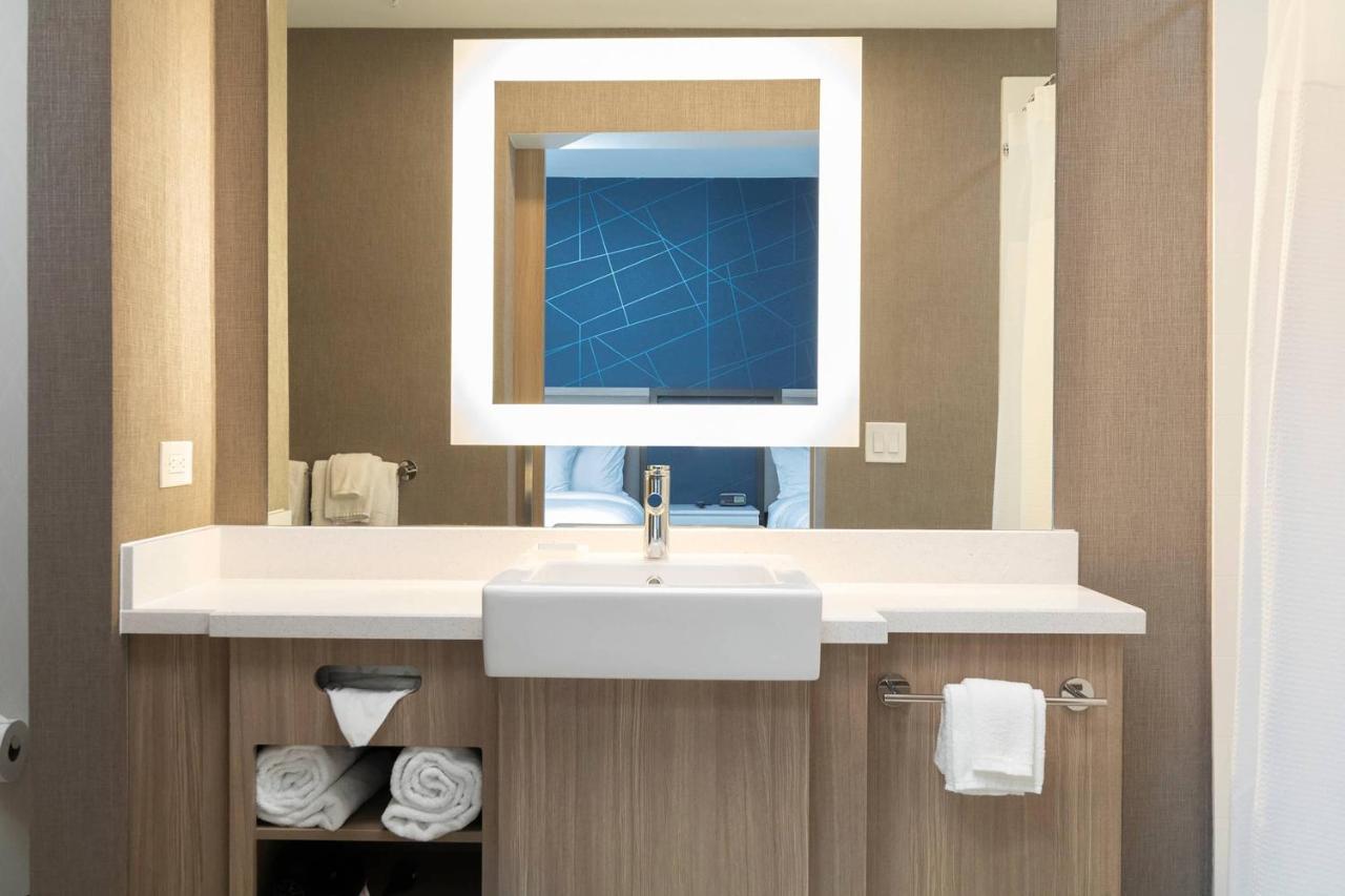 Suite, 1 King, Trundle bed at SpringHill Suites by Marriott Cape Canaveral Cocoa Beach