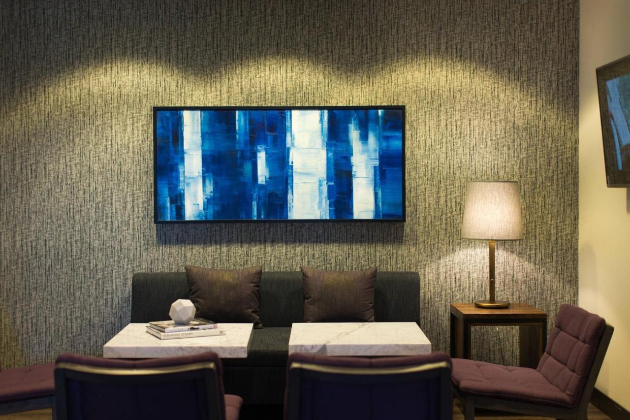 King or Double Room Concierge Level - High Floor at Marriott St. Louis Grand