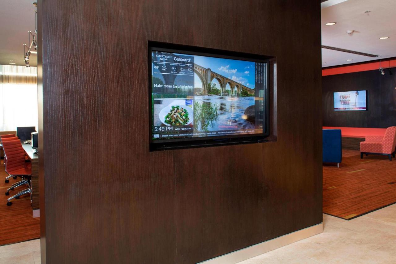 | Courtyard by Marriott Dallas Midlothian at Midlothian Conference Center