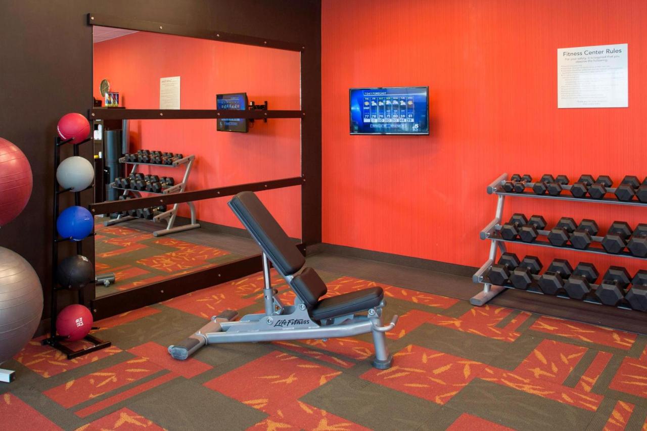| Courtyard by Marriott Dallas Midlothian at Midlothian Conference Center