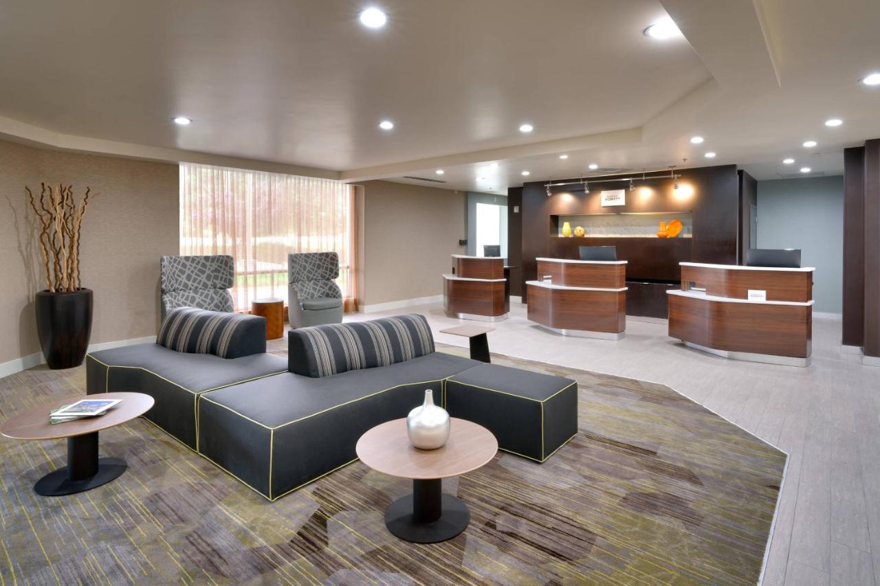  | Courtyard by Marriott Charlotte Airport/Billy Graham Parkway