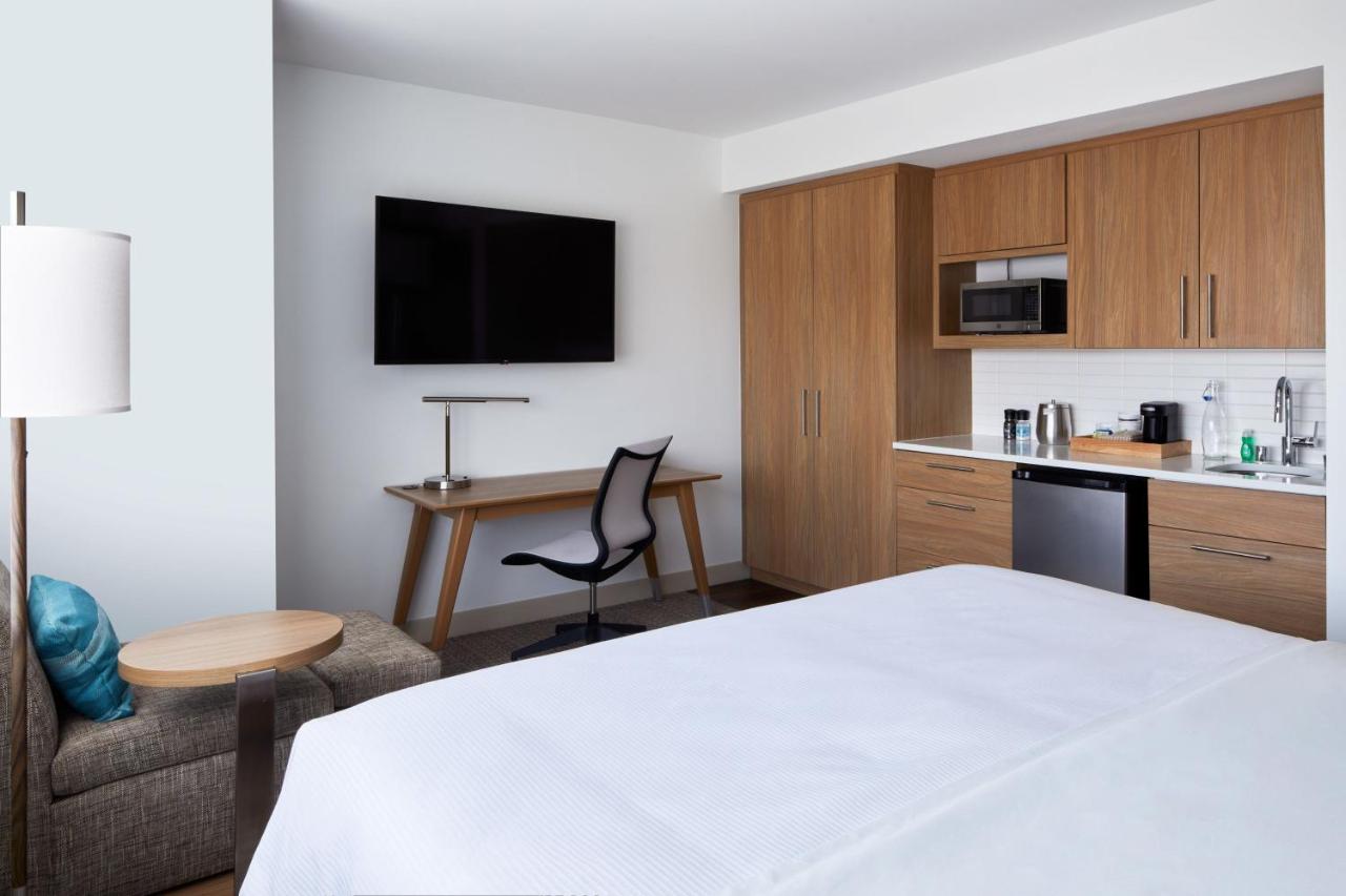 Standard King Room at Element by Marriott Irvine