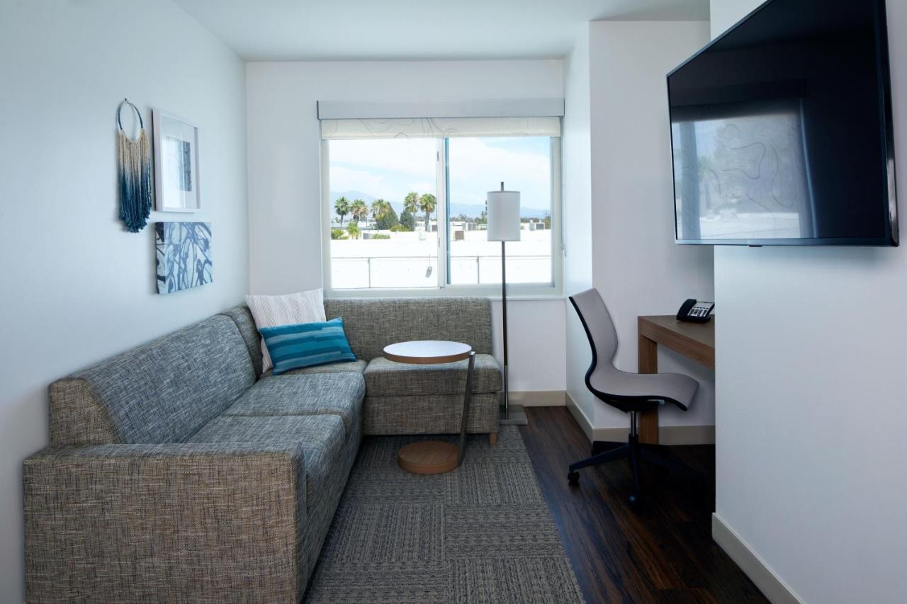 One-Bedroom King Suite with Sofa Bed at Element by Marriott Irvine