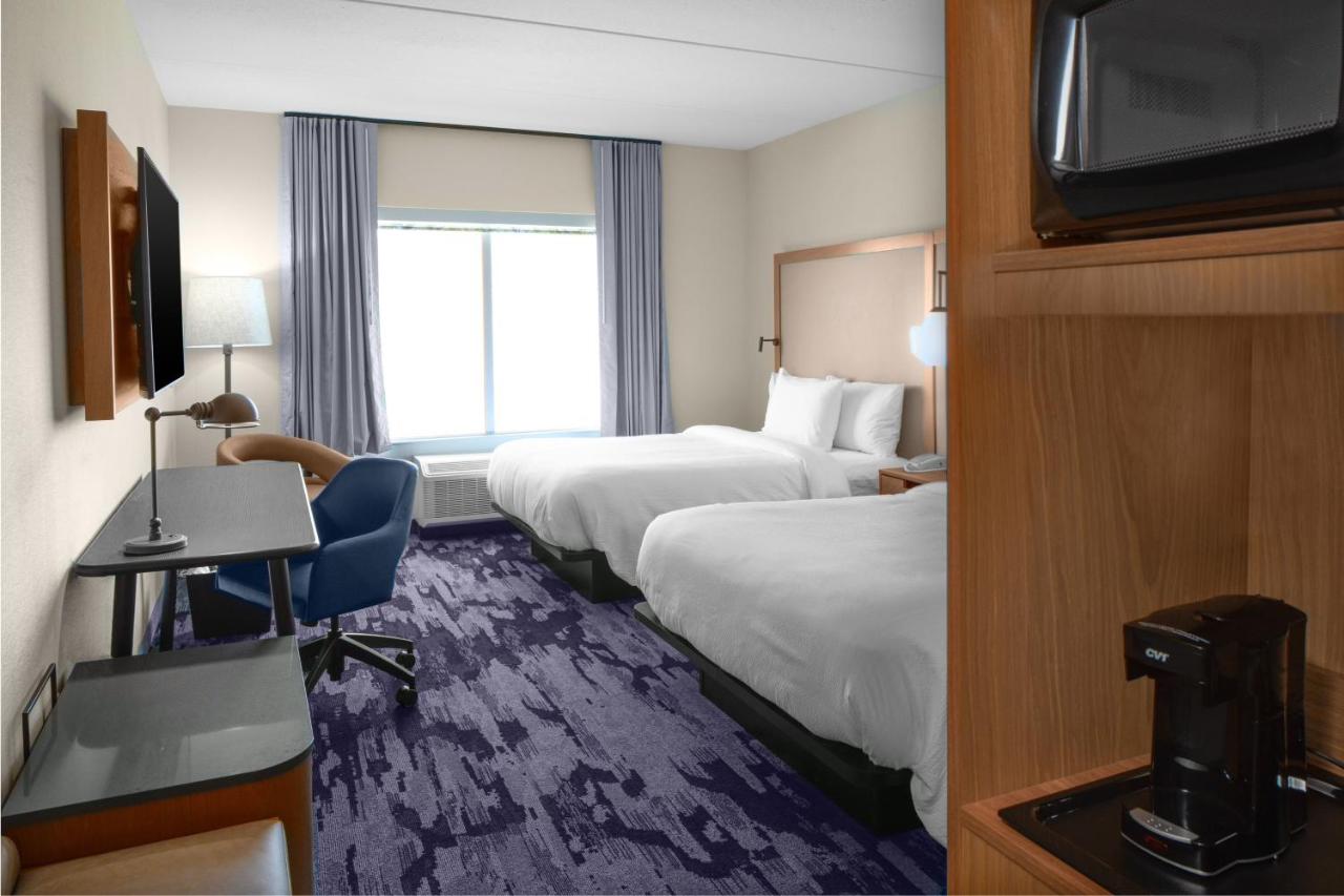 | Fairfield by Marriott Inn & Suites Somerset