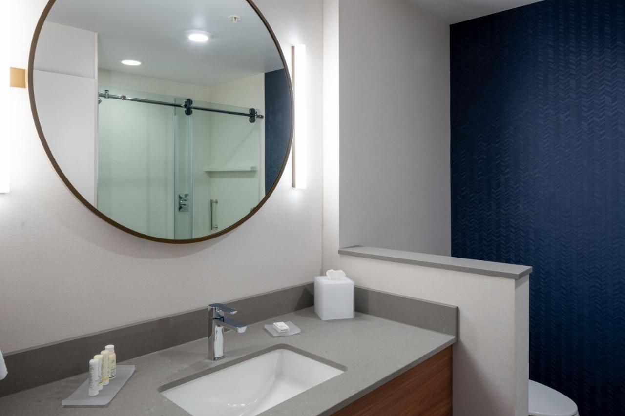 | Fairfield by Marriott Inn & Suites Somerset