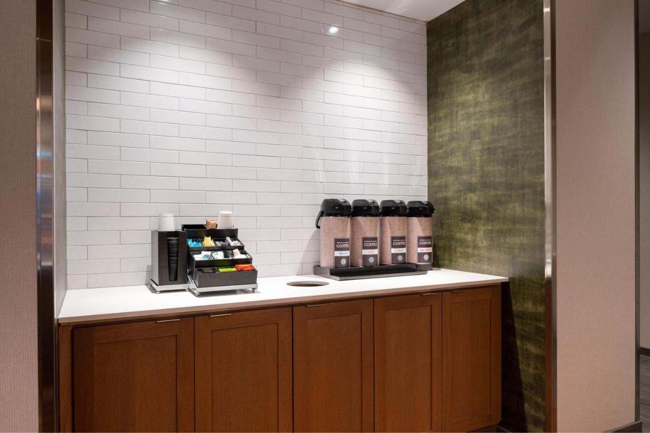 | Fairfield by Marriott Inn & Suites Somerset