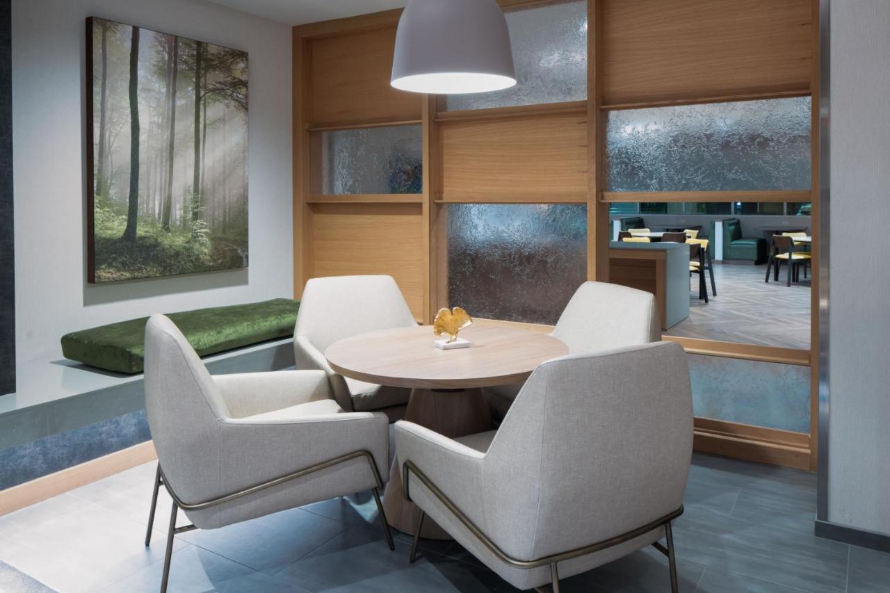 | Fairfield by Marriott Inn & Suites Somerset