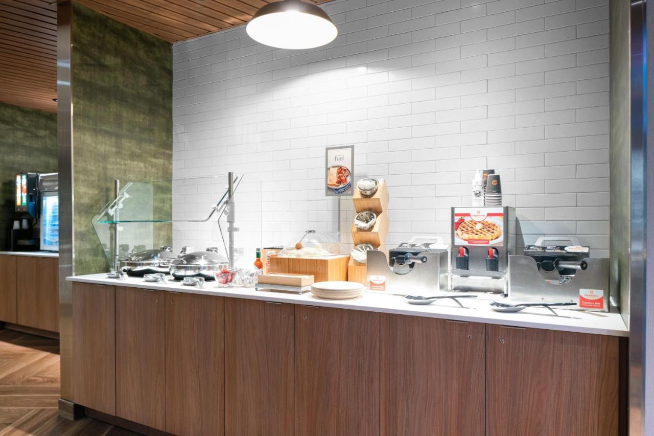 | Fairfield by Marriott Inn & Suites Somerset