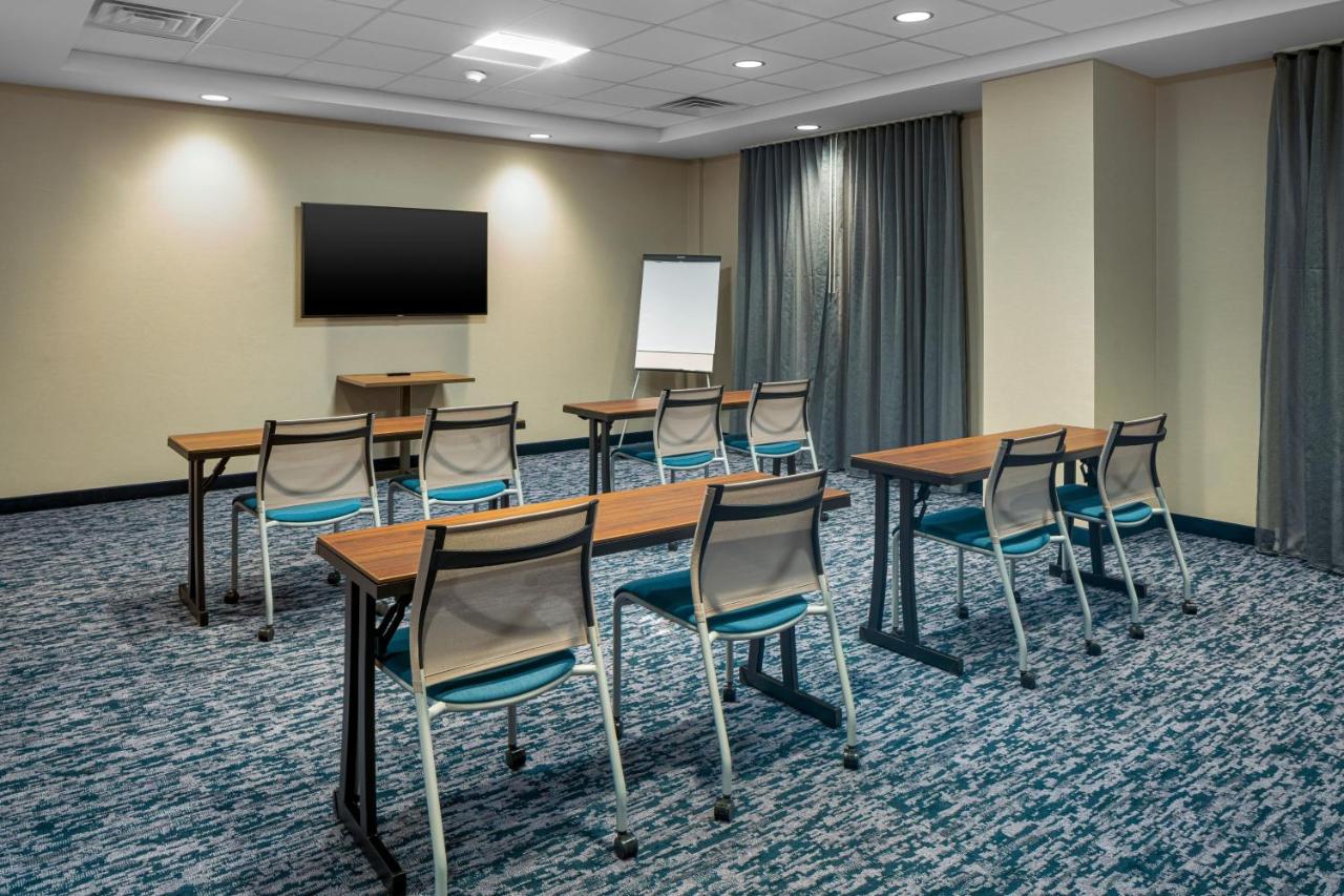| Fairfield by Marriott Inn & Suites Somerset