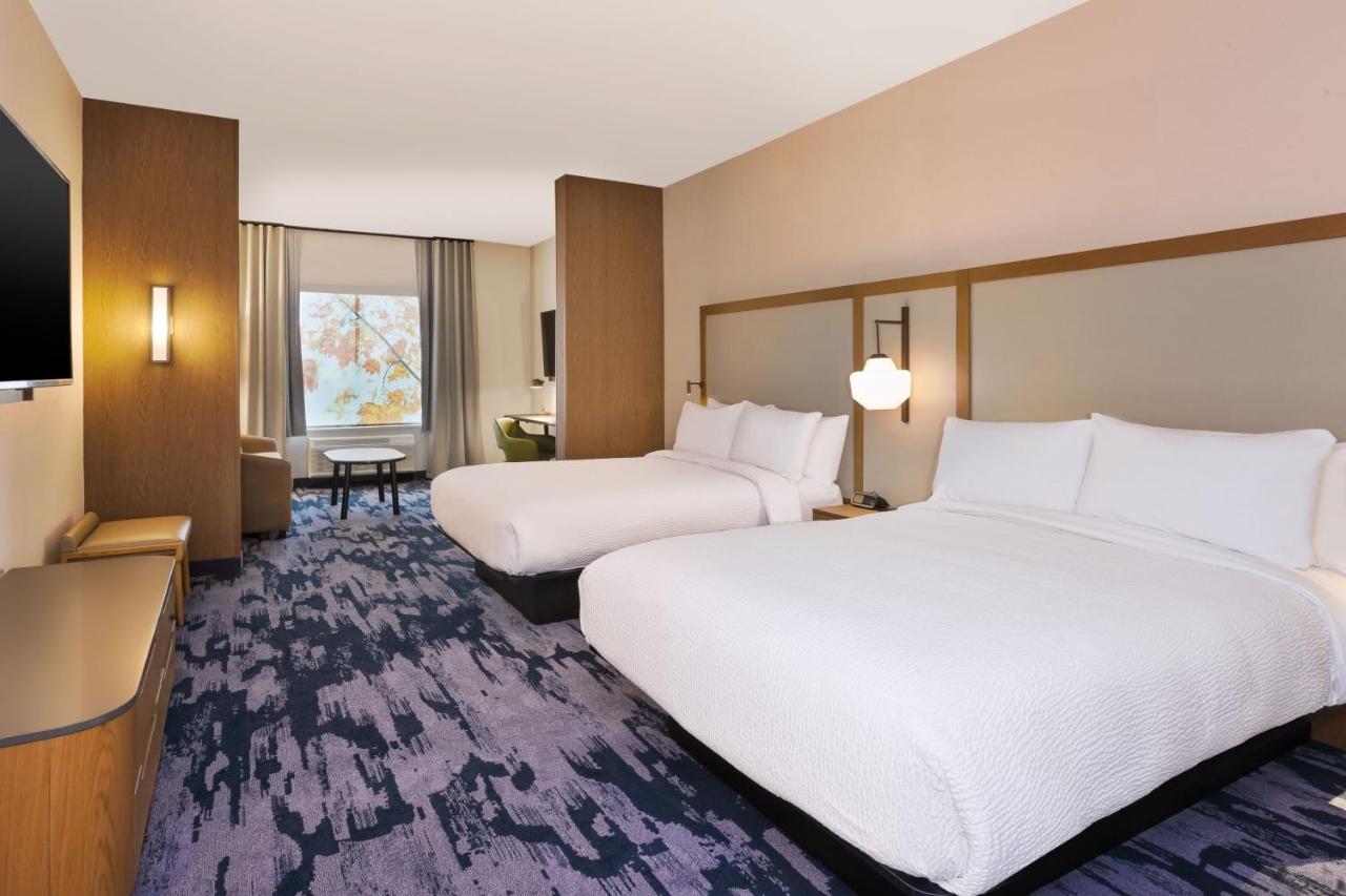 | Fairfield by Marriott Inn & Suites Grand Rapids North