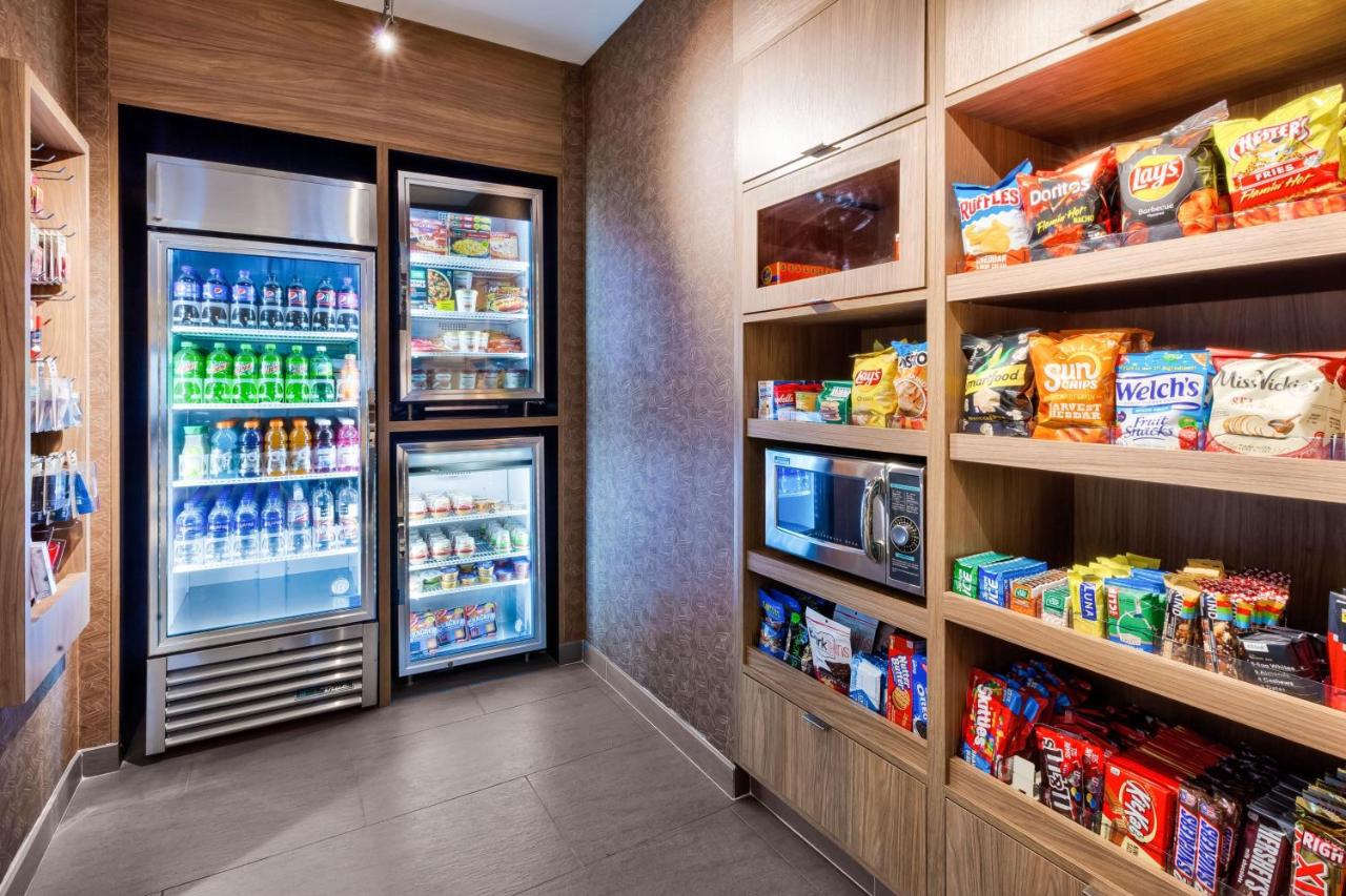 | Fairfield by Marriott Inn & Suites Grand Rapids North