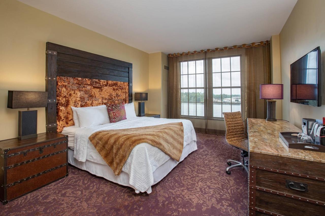 King with River View at Hotel Orielle, Autograph Collection