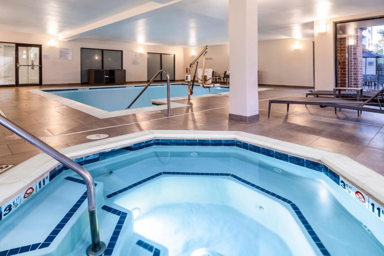 | Courtyard Denver Southwest/Lakewood