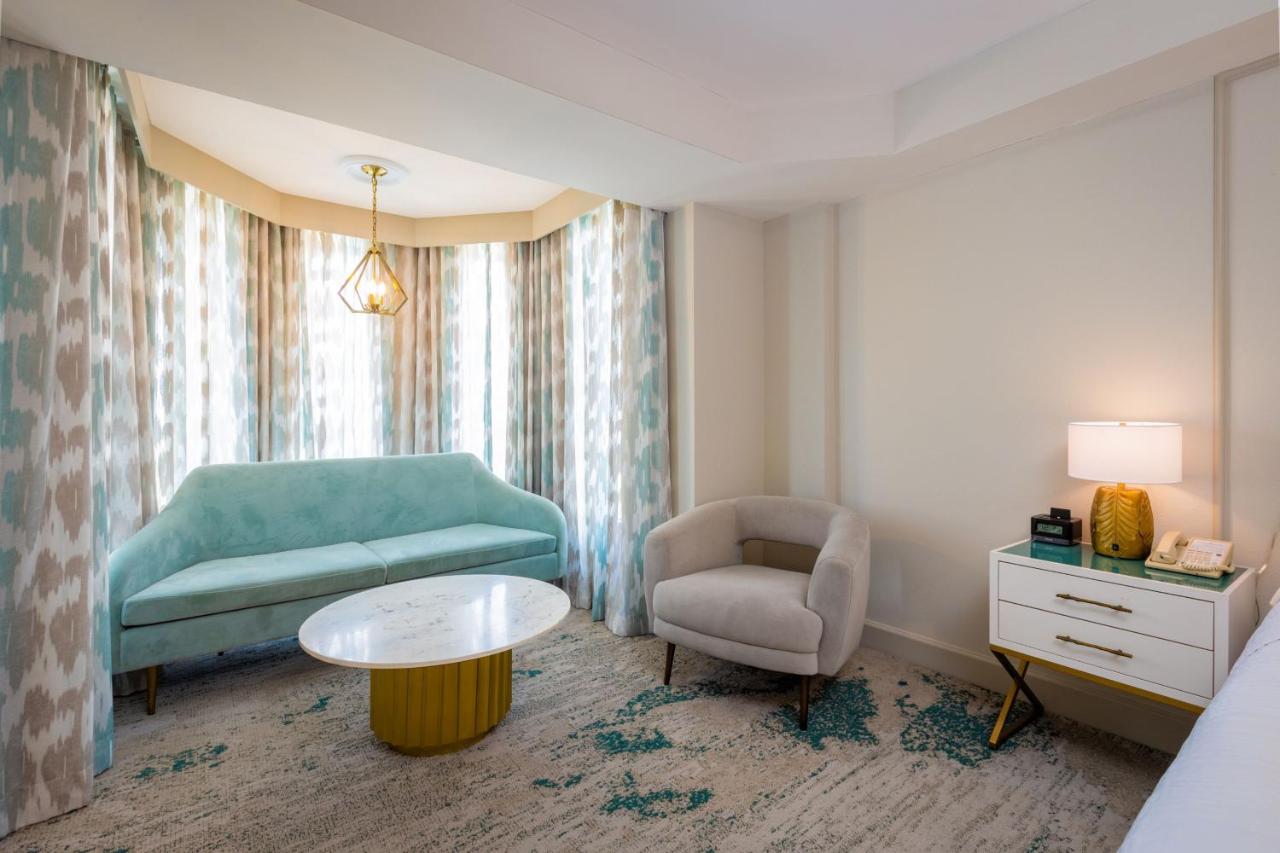Tower King Guest Room at Castle Hotel, Autograph Collection