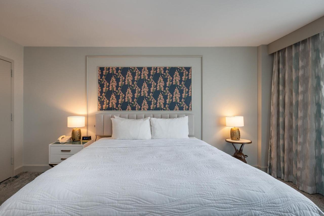 Executive King Studio at Castle Hotel, Autograph Collection