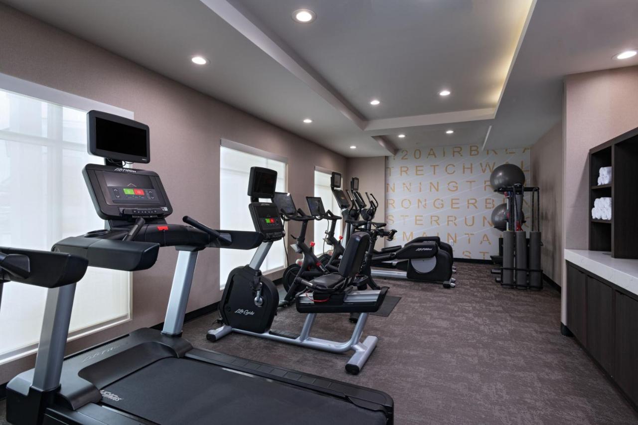 | Residence Inn New Brunswick Tower Center Blvd.