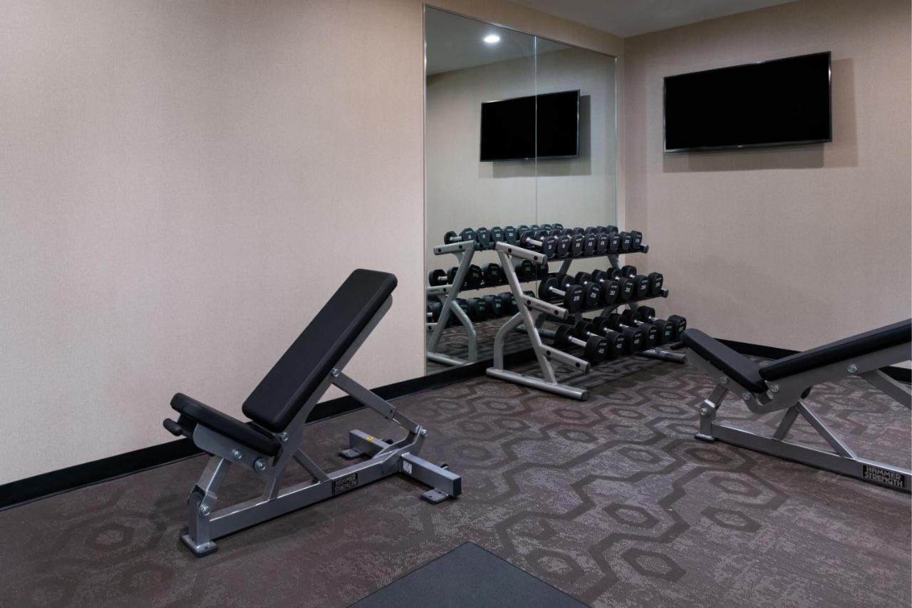 | Residence Inn New Brunswick Tower Center Blvd.