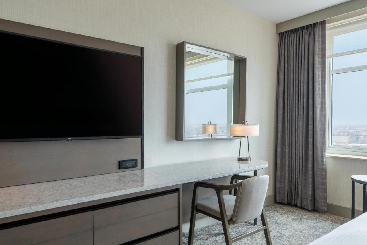 King Room - Club Level/High Floor at The Westin Chicago Lombard