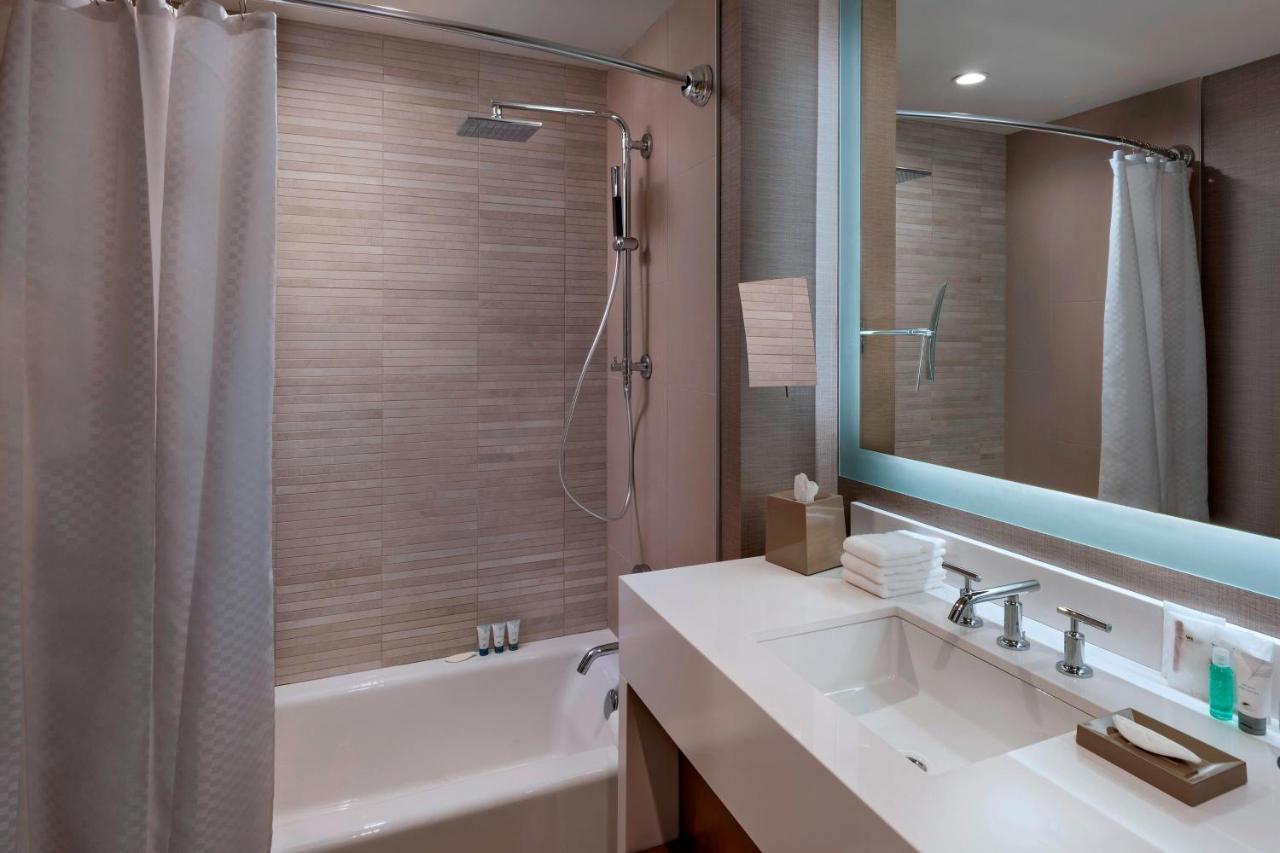 Traditional 2 Queen, Guest room, 2 Queen at The Westin Irving Convention Center at Las Colinas