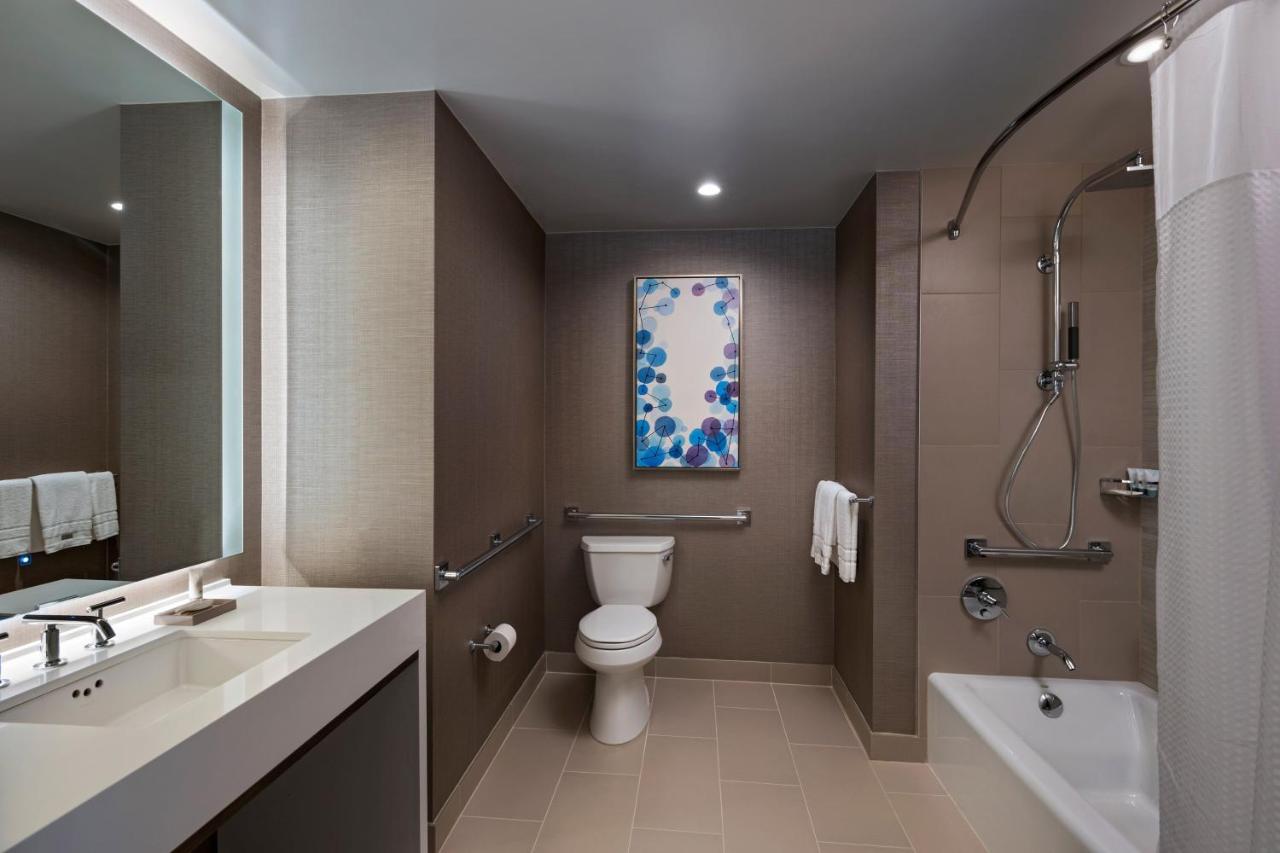 Traditional 2 Queen, Guest room, 2 Queen at The Westin Irving Convention Center at Las Colinas