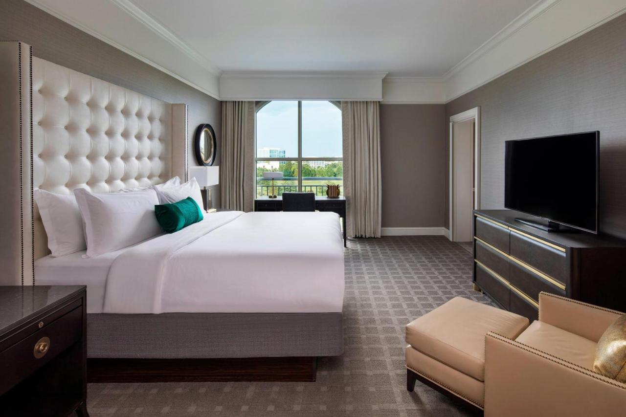 1 Bedroom Presidential Suite, 1 King, Golf view, Balcony at The Ballantyne, A Luxury Collection Hotel, Charlotte