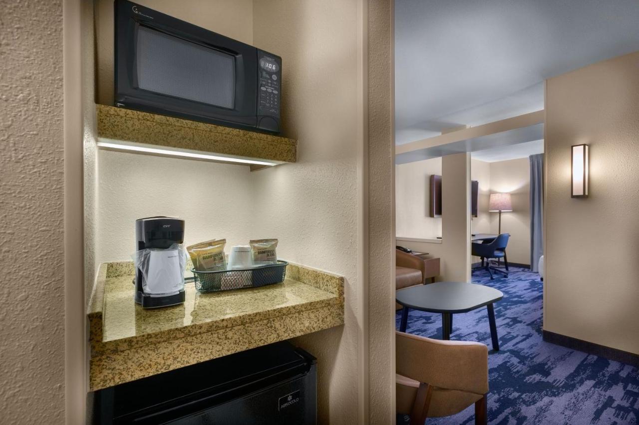 King Studio with Sofa Bed at Fairfield Inn & Suites by Marriott Elizabeth City